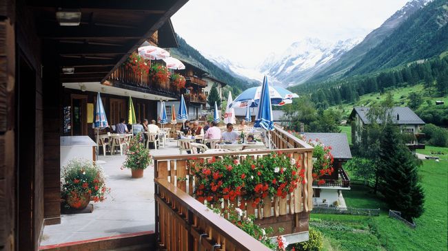 Hotel Edelweiss Blatten Loetschental Restaurant bilde