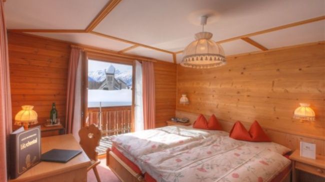 Hotel Edelweiss Blatten Loetschental Rom bilde
